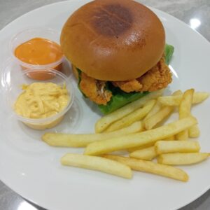 Crispy Chicken Burger برجر دجاج كرسبي