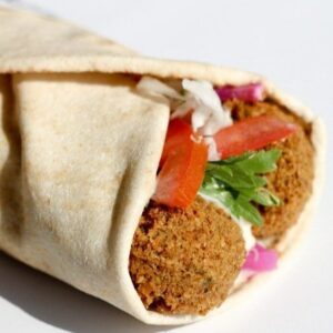 Falafel sandwichساندويتش فلافل